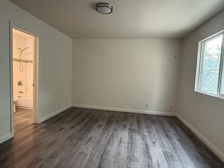 1181 W Phillips Blvd #B — Photo 7
