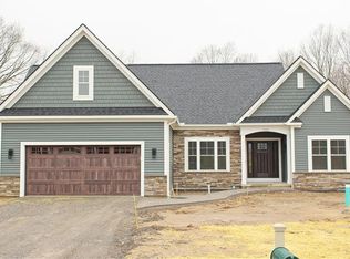 7449 Summerhill Ln, Victor, NY 14564