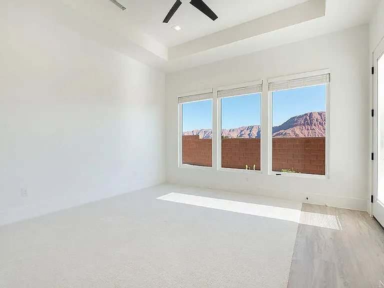 147 E Terrace Ln — Photo 18