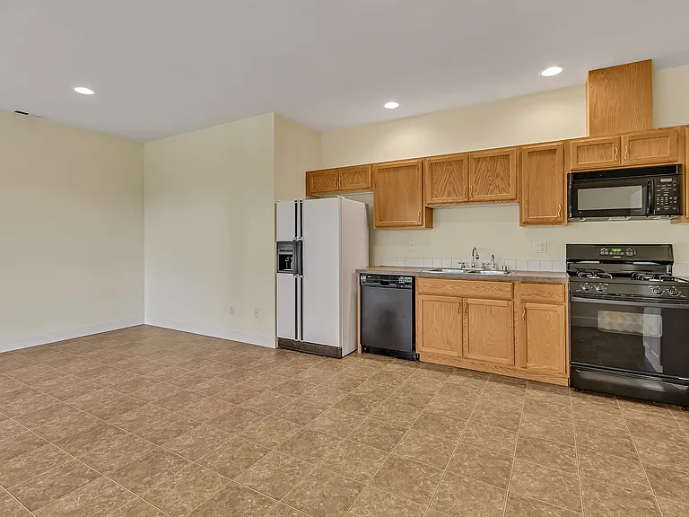1216 S Brookside Ter — Photo 35