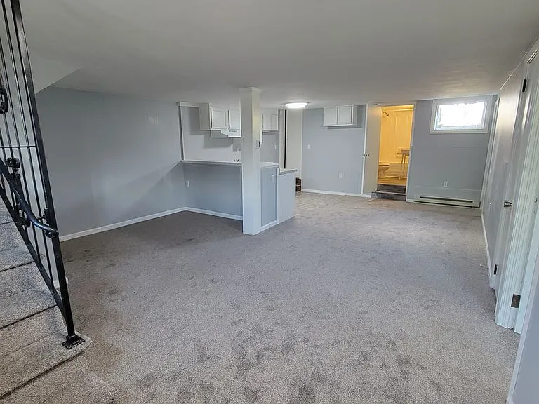 205 Carbaugh Dr — Photo 3