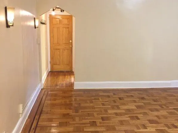 1498 E 34th St, Brooklyn, NY 11234