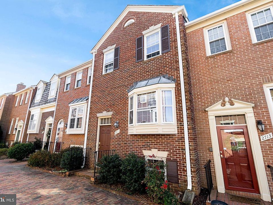 1st image of 2715 Franklin Ct