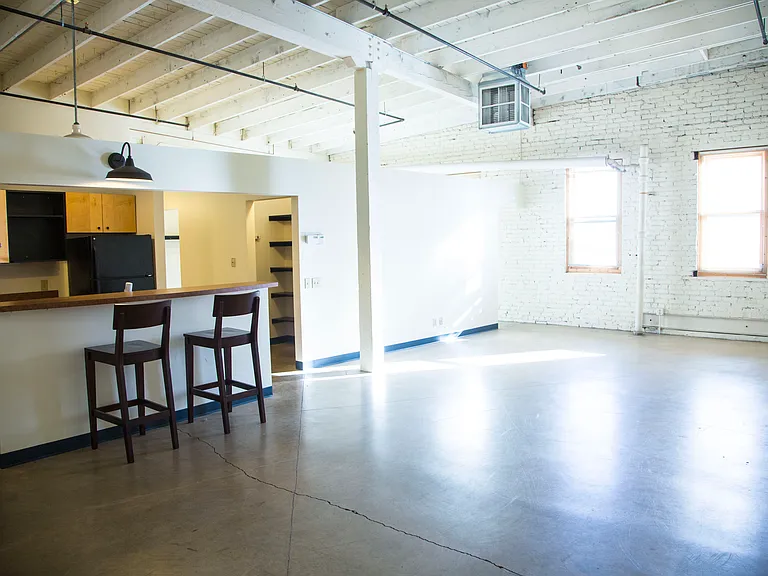 2608 Montana Ave #202 — Photo 4