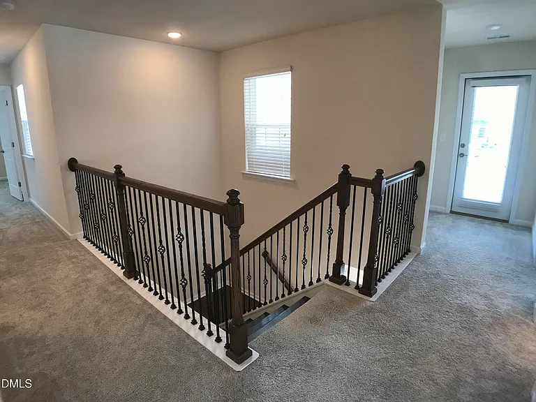 517 Hillman Bnd — Photo 27