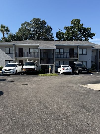 2nd image of 4204 Desoto Ave #102