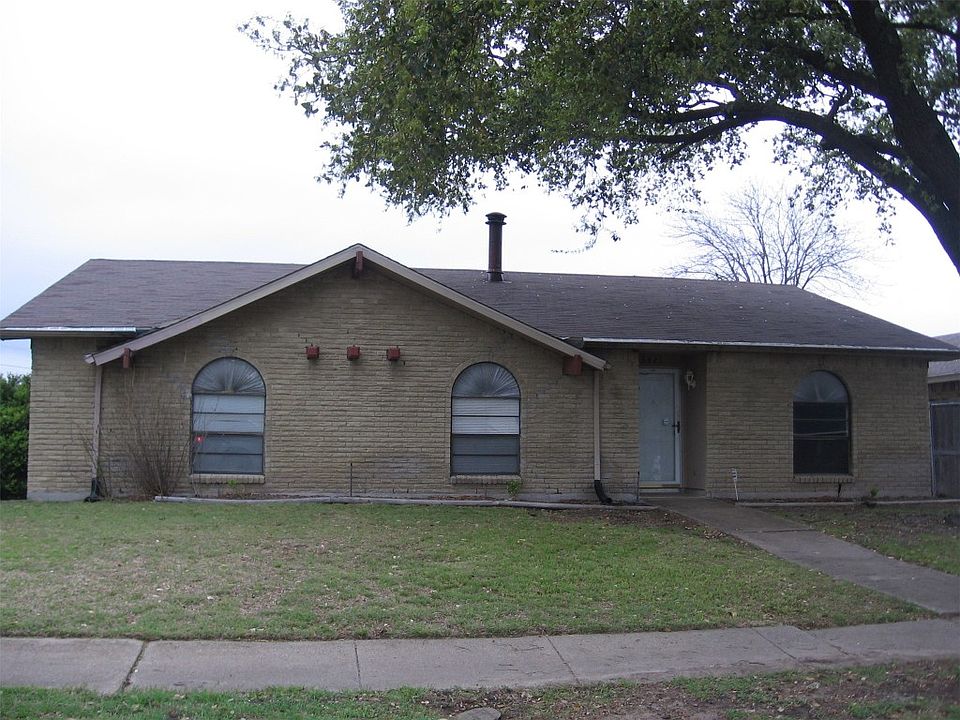 1st image of 3321 Overglen Dr