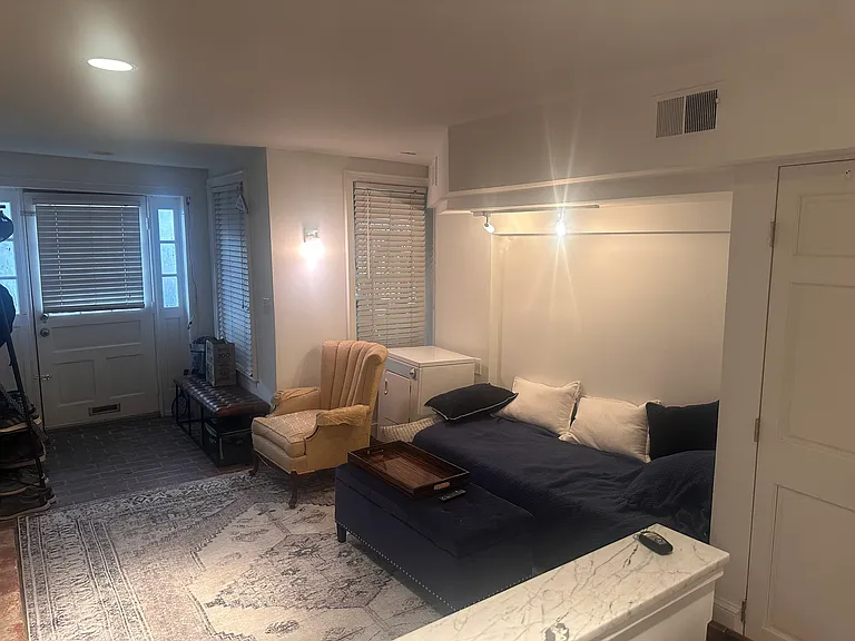 405 1st St SE #BASEMENT — Photo 5