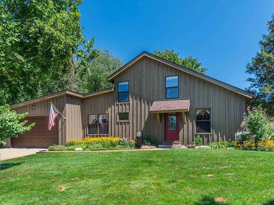 1st image of 22968 Sheri Ln