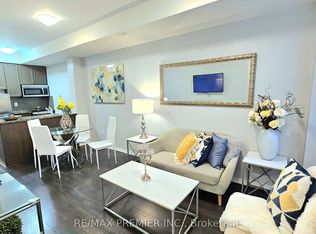 19 Coneflower Cres #272, Toronto, ON M2R0A5