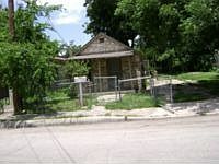 1st image of 423 Randall Ave