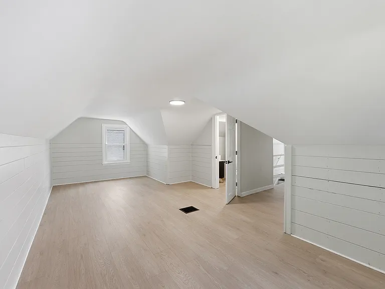 145 Demorest Ave — Photo 26