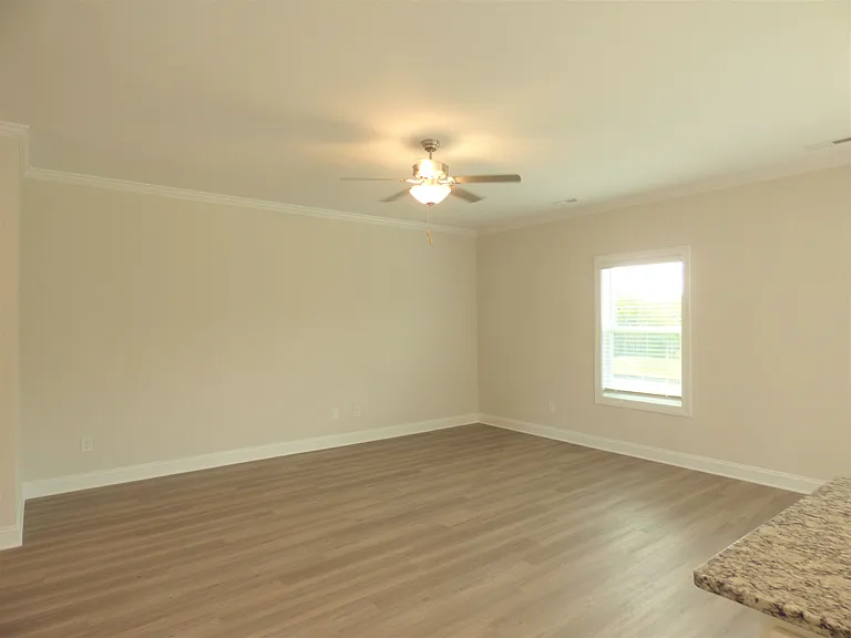 110 Tavern Trl — Photo 12