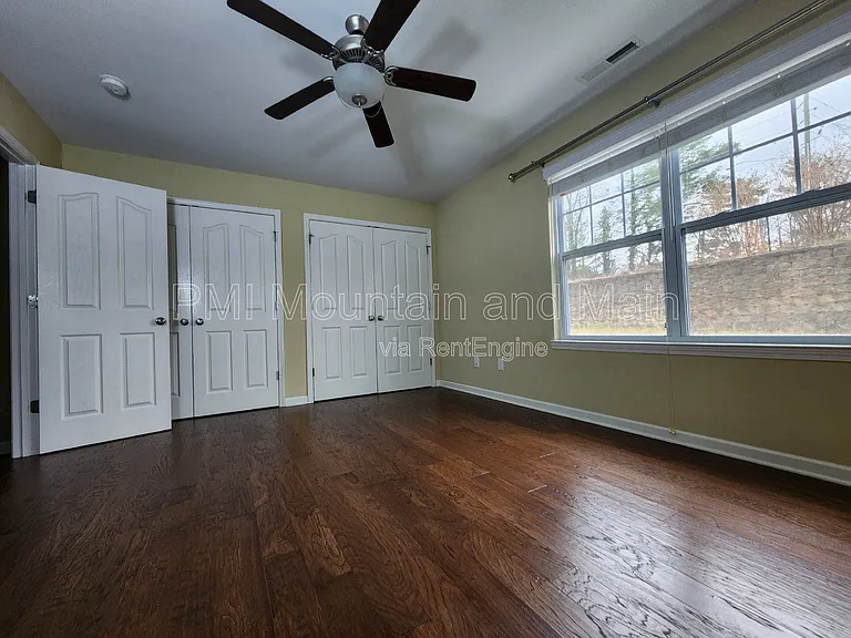 19 Barnett Shoals Dr — Photo 21