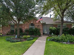 1412 Southern Plantation Dr, College Station, TX 77845