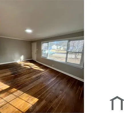 3 bed, 1000 sqft, $1,600 — Photo 4