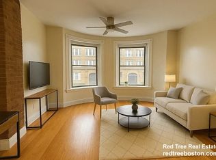 880 Huntington Ave APT 2, Boston, MA 02115