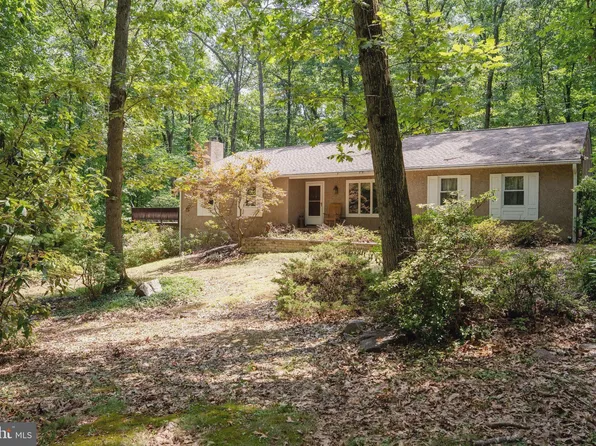 320 Wedgewood Dr, Pottstown, PA 19465