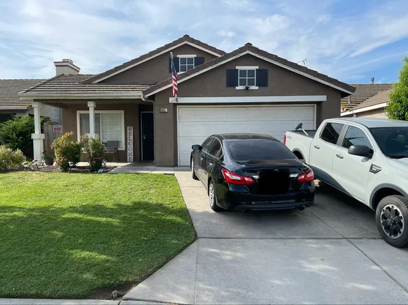 5661 W Donner Ave, Fresno, CA 93722