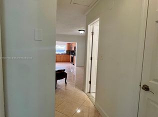 11950 SW 199th St #1, Miami, FL 33177