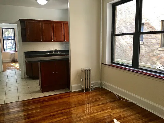 Rented by Axxess Realty Group | media 9