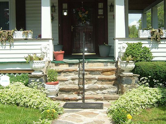 Stone Front Walkway