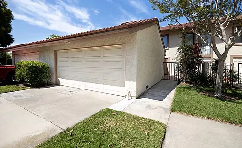 18351 Gum Tree Ln Photo 1
