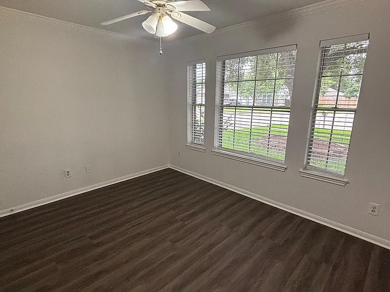 9217 Mohawk Dr — Photo 15