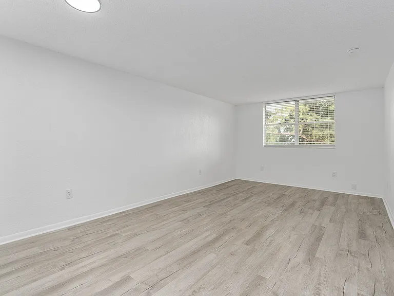 Bedroom Space 1 (Web Quality) - Vista Shores