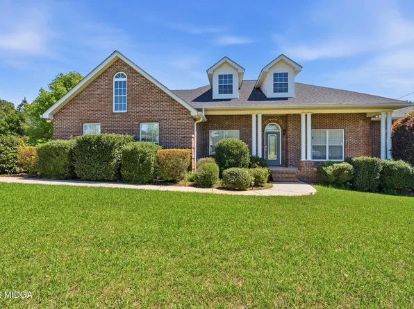 104 Henry Dr, Gray, GA 31032