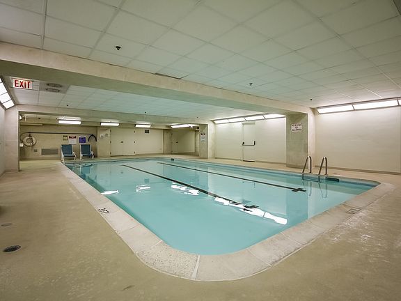 4th image of 680 N Lake Shore Dr APT 1519