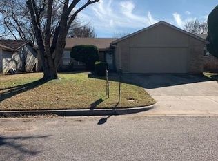 7301 S Ridge Trl, Fort Worth, TX 76133