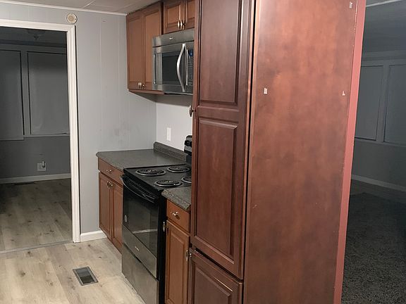 5th image of 4753 Dick Mitchell Dr