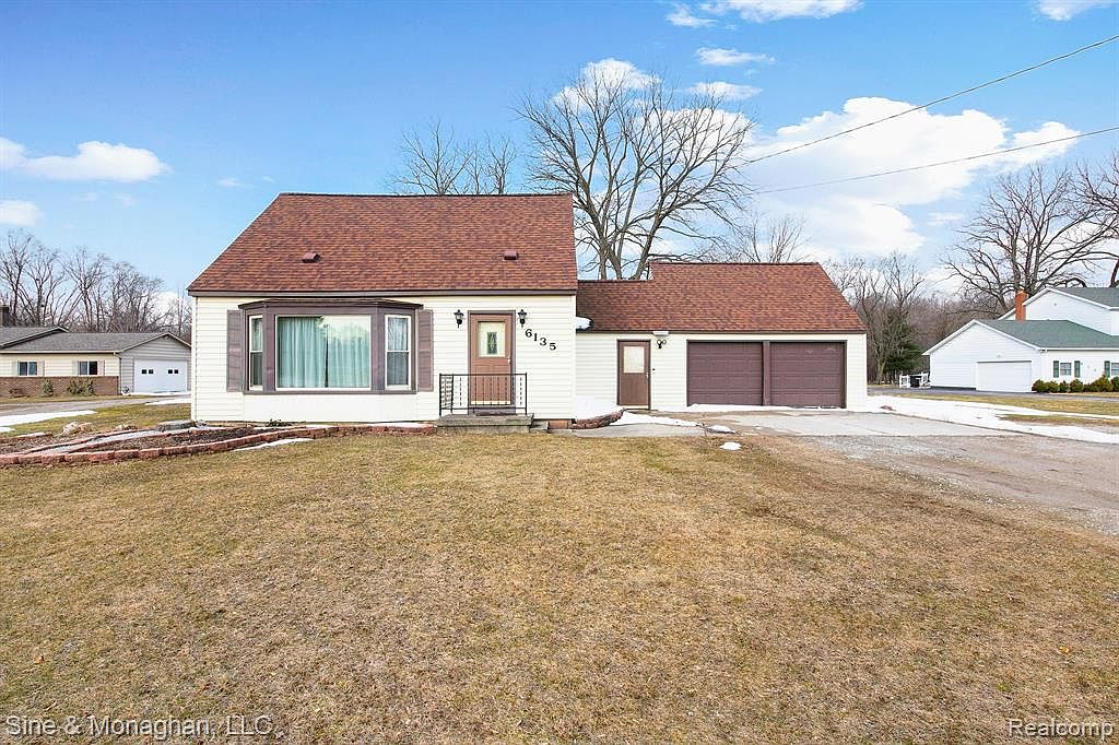 6135 N Genesee Rd, Flint, MI 48506 Zillow
