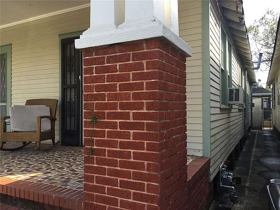 2nd image of 1027-29 Valmont St