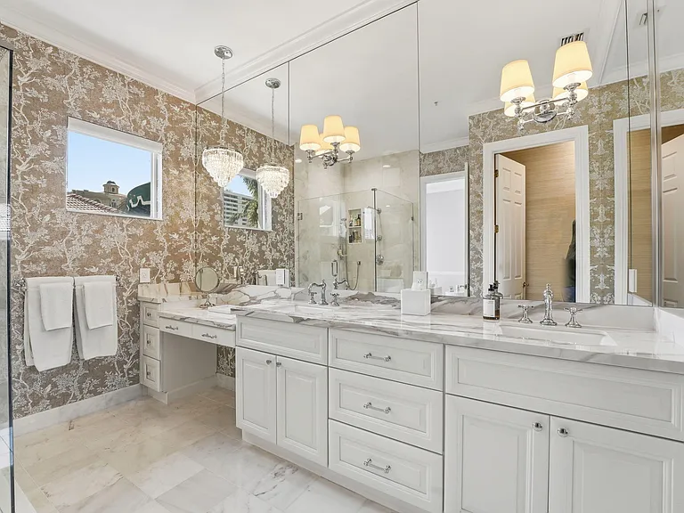 921 Osceola Dr #2 — Photo 41