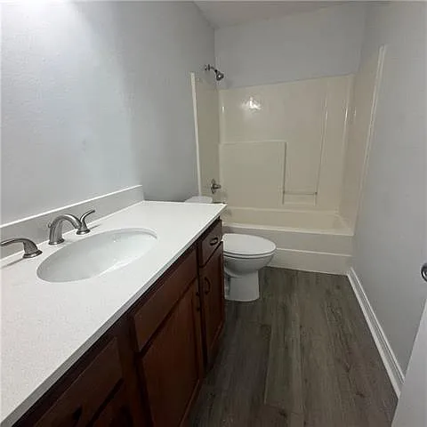 1600 Newport Pl #4 — Photo 10