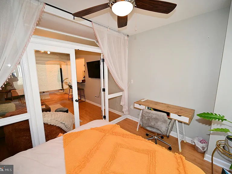 1 Scott Cir #515 — Photo 11