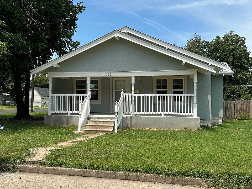 1428 W Maple Ave, Enid, OK 73703 | Zillow