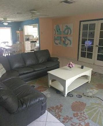 4th image of 8753 SE Jardin St