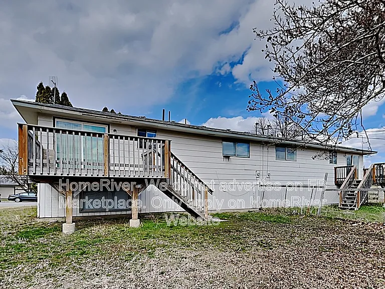12620 E 31st Ave — Photo 18