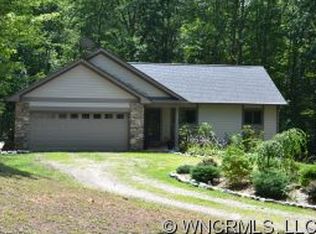 552 Sweetwater Dr, Canton, NC 28716