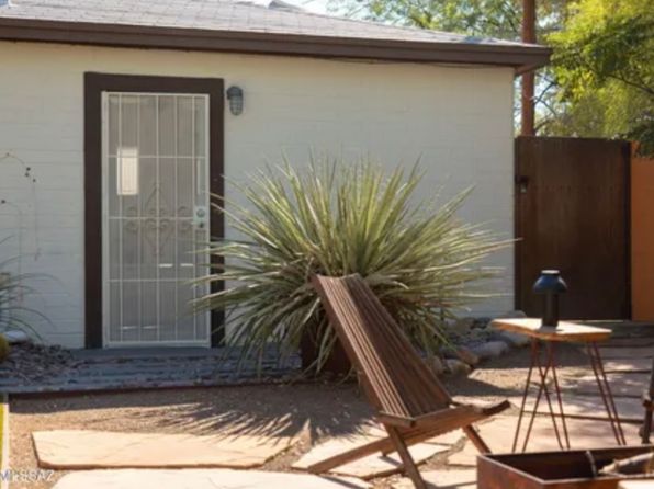 (undisclosed Address)