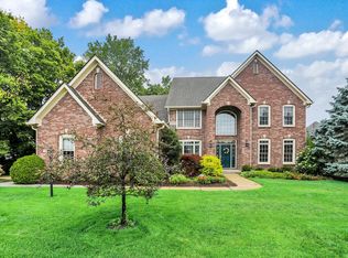 2710 Laura Dr, Carmel, IN