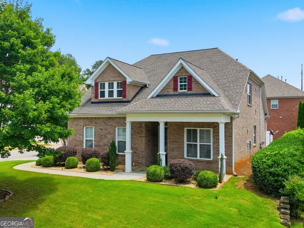 1158 Gateview Dr, Lawrenceville, GA 30046