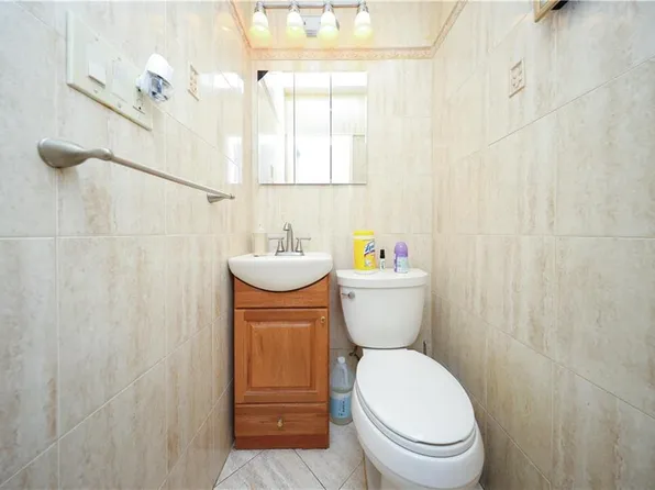 1296 East 54th Street image 26 of 32