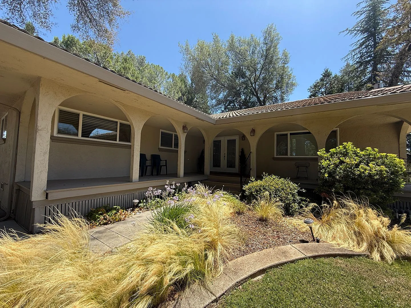 Beautiful Lake View Home for Rent in Lake of the Pines 3 Bed | 2.5 Bath | 1,775 Sq Ft — Photo 3