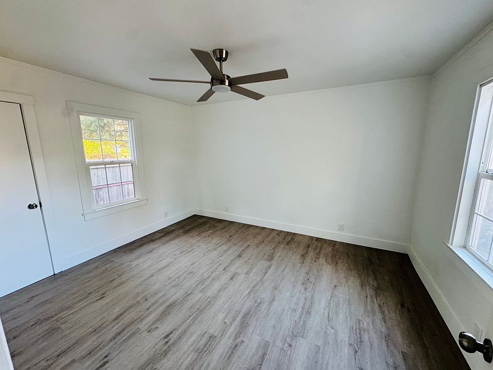 1st image of 3951 69th St #A
