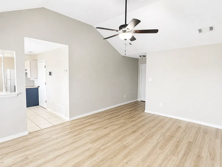3713 Water Oak Dr — Photo 5