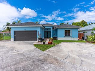 14984 SW 32nd Ter, Miami, FL 33185